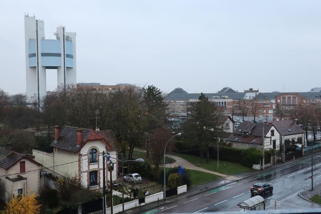 Secteur Hopital Universites Et Centre Sportif Saint-André-les-Vergers Exterior foto